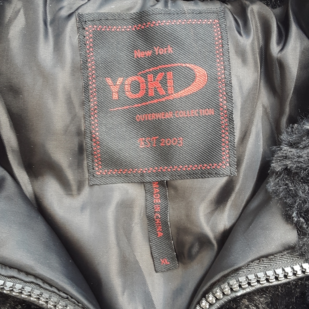 Vest - Picture 5 of 5